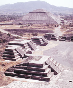 Teotihuacan, pyramids