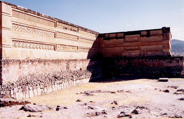 mitla6.jpg