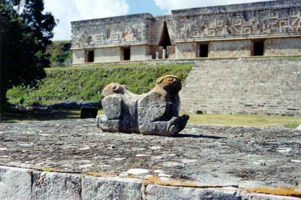 uxmal_jaguar_01.jpg